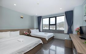 Khach San Son Thinh 23d Thuy Van Hotel